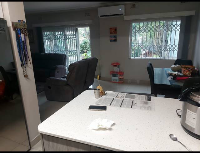 3 BEDROOM TOWNHOUSE TO LET IN SUNNINGDALE